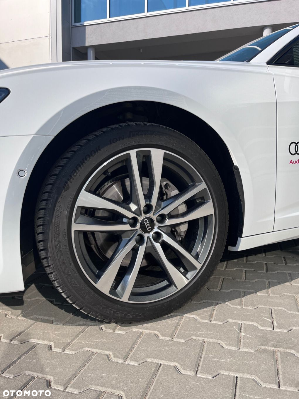Audi A6 - 8