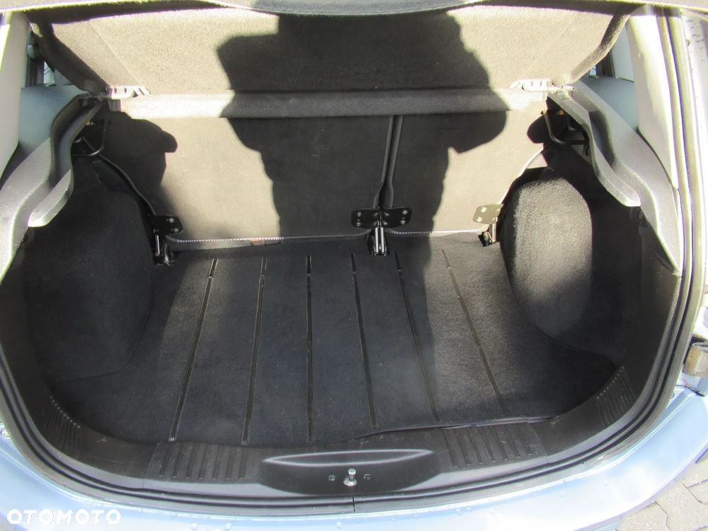 Ford Fusion 1.4 + - 38