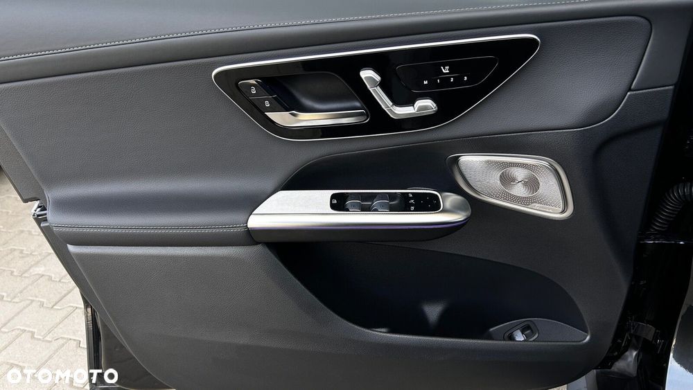 Mercedes-Benz GLC 220 d mHEV 4-Matic AMG Line - 10