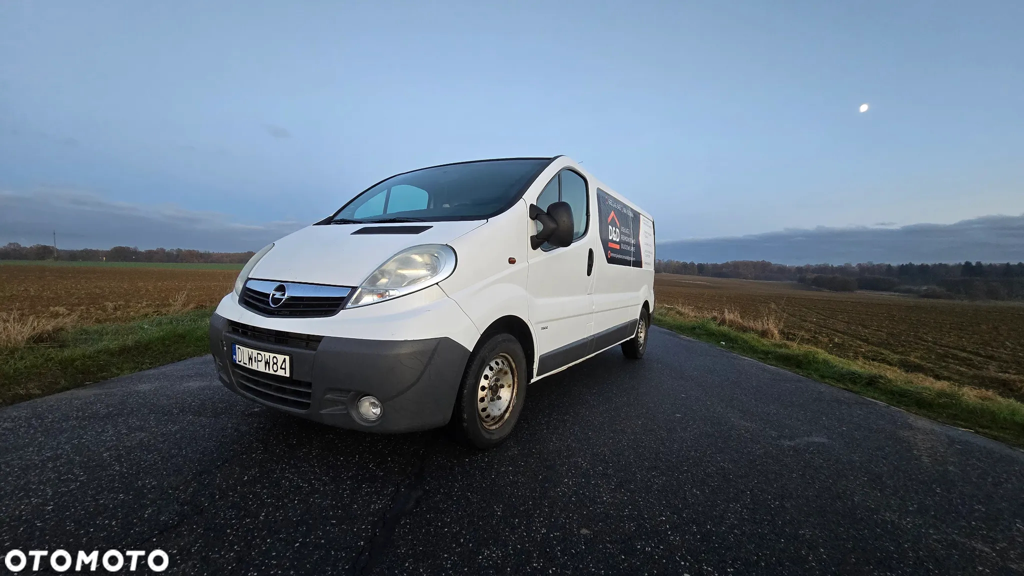 Opel Vivaro - 2