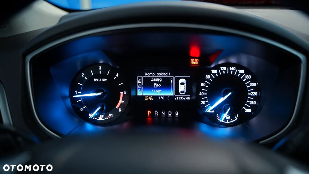 Ford Mondeo SW 2.0 EcoBlue Titanium - 24