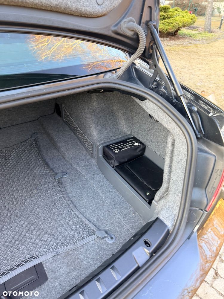 BMW Seria 3 320d - 26