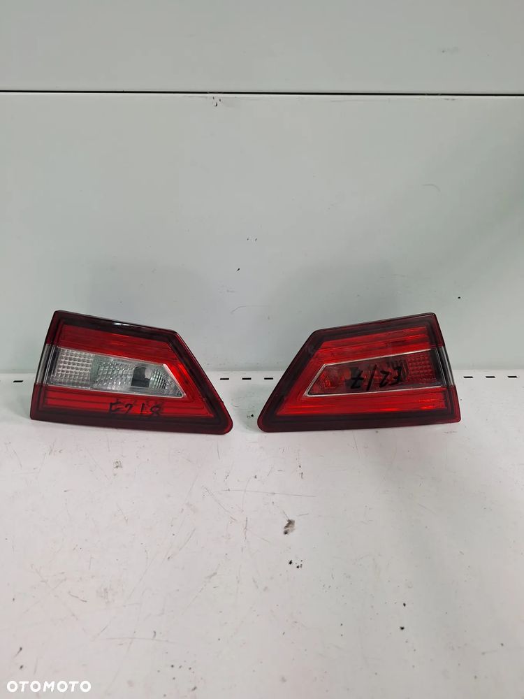 lampa prawa lub lewa  tył w  klapę RENAULT CLIO IV  (E2/7) (E2/8)