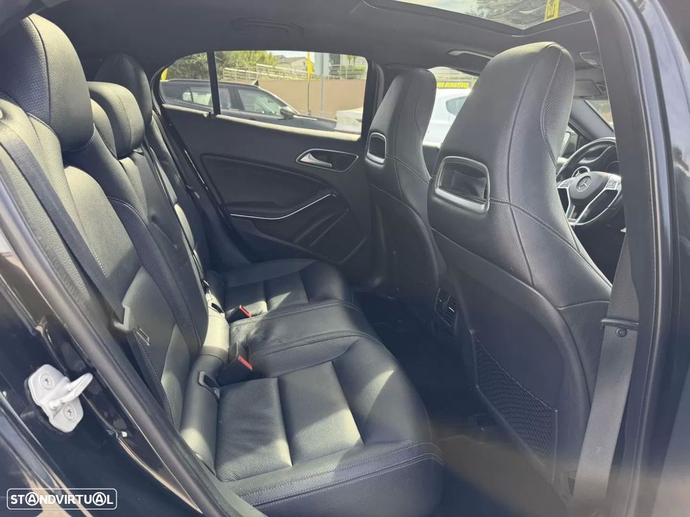 Mercedes-Benz GLA 220 d 4Matic 7G-DCT AMG Line - 18