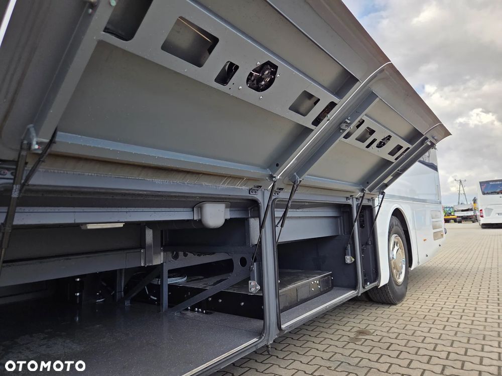 MAN LION'S INTERCITY/ SPROWADZONY Z FRANCJI/ DŁUGOŚĆ 12.30 M / PODWÓJNE SZYBY BOCZNE/ 68 000 KM - 18