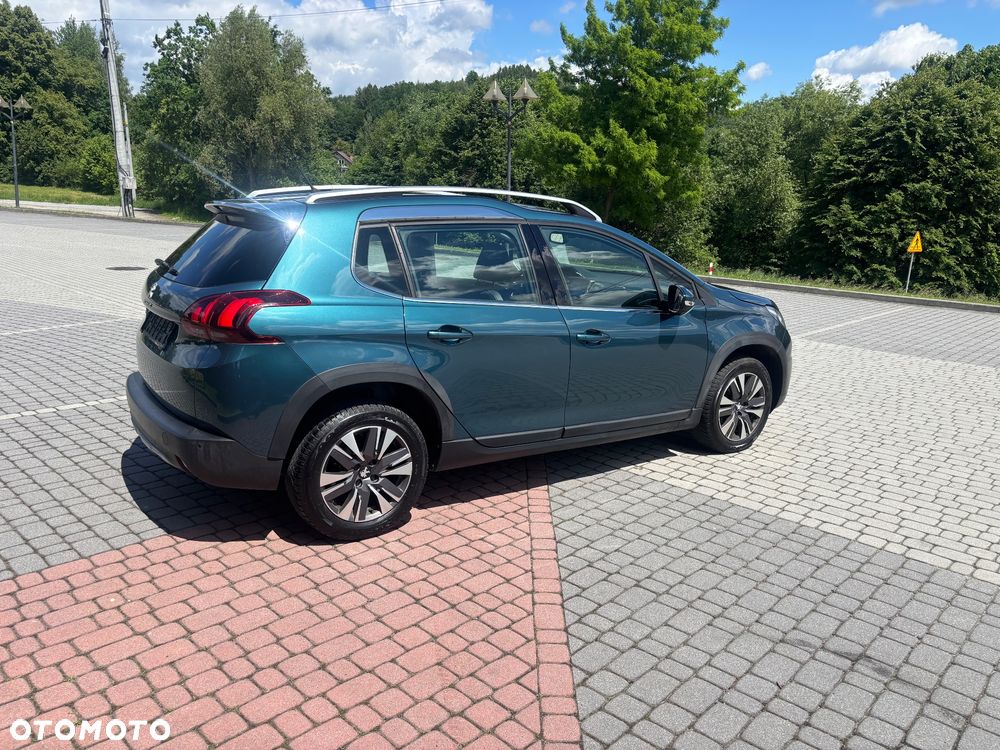 Peugeot 2008 PureTech 130 Allure - 8