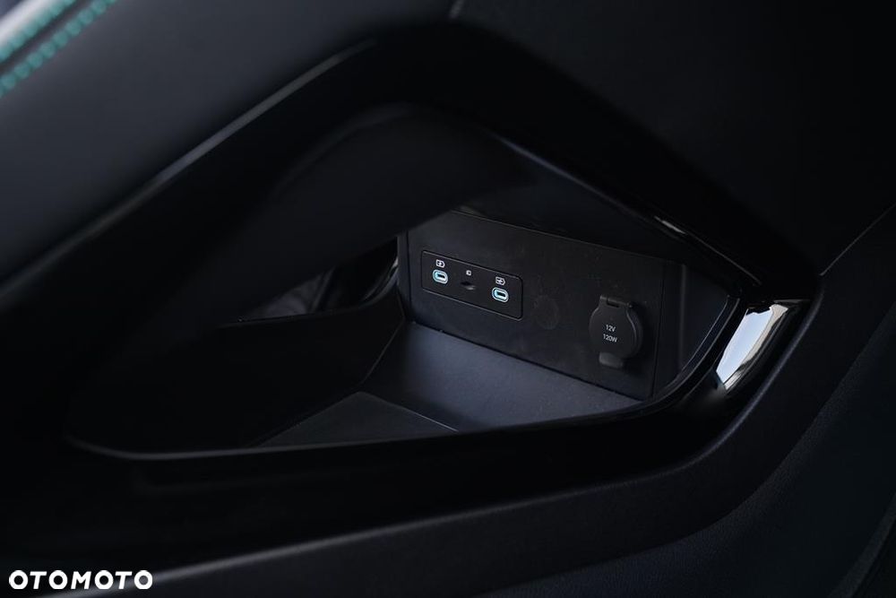 BYD Seal U 1.5T Design AWD - 16