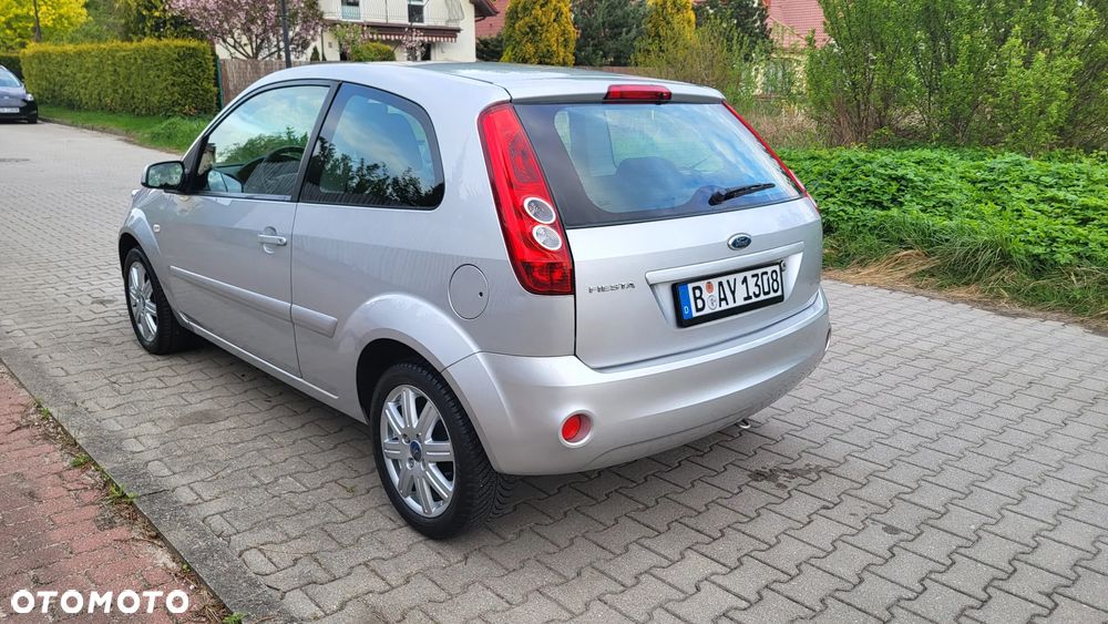 Ford Fiesta - 4