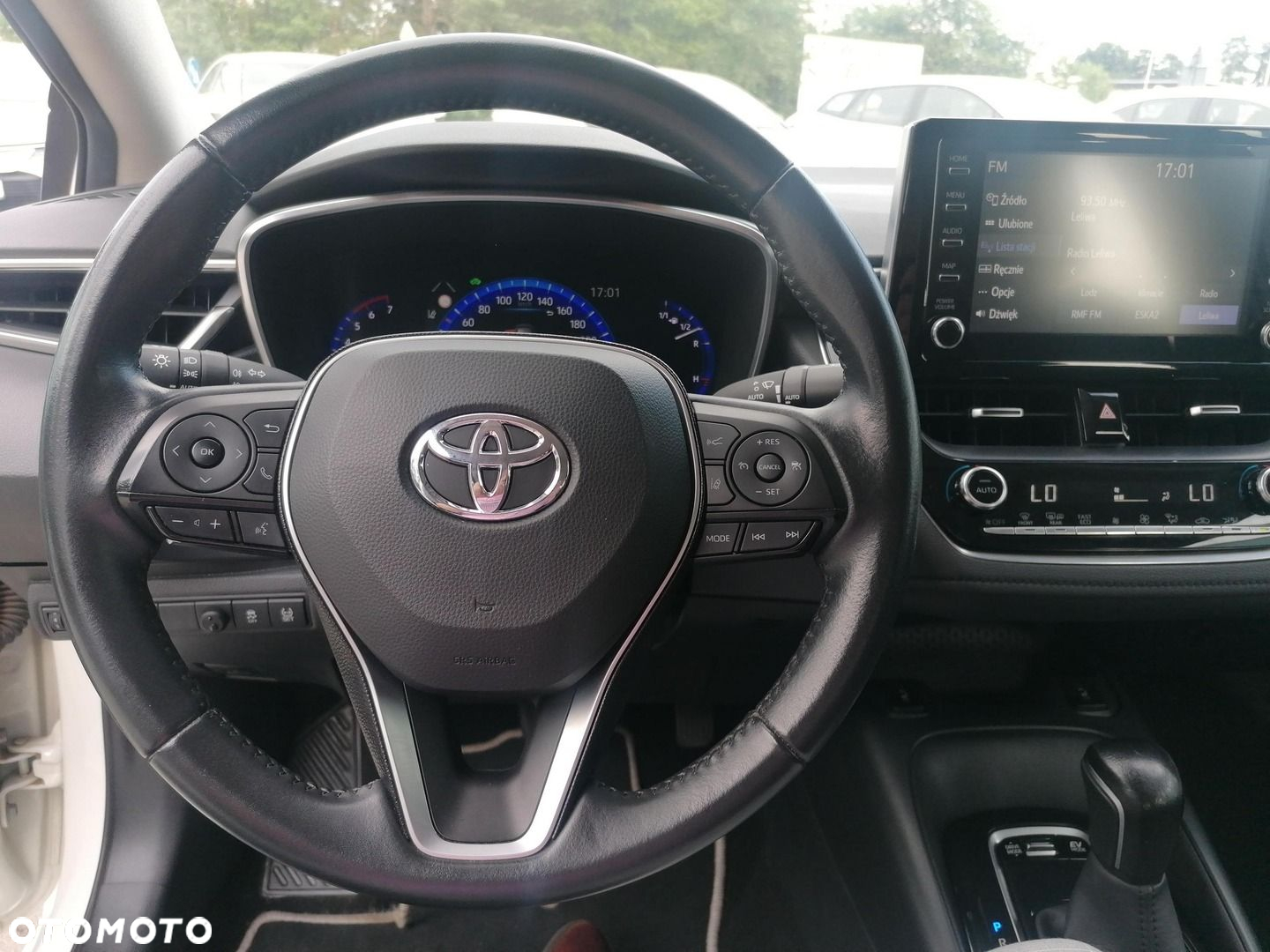 Toyota Corolla - 17