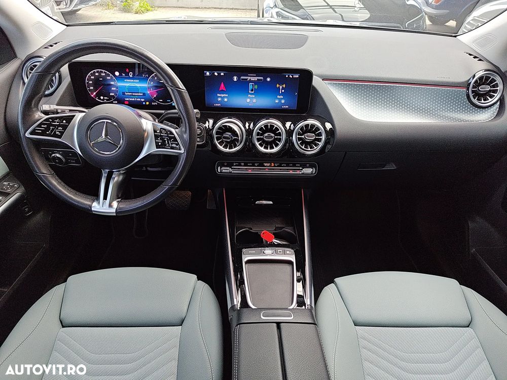 Mercedes-Benz GLA 220 4MATIC 8G-DCT Progressive Advanced - 8