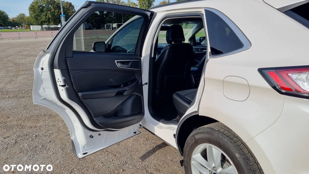 Ford Edge - 15