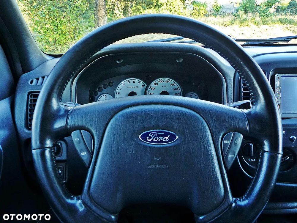 Ford Maverick 2.0 - 27