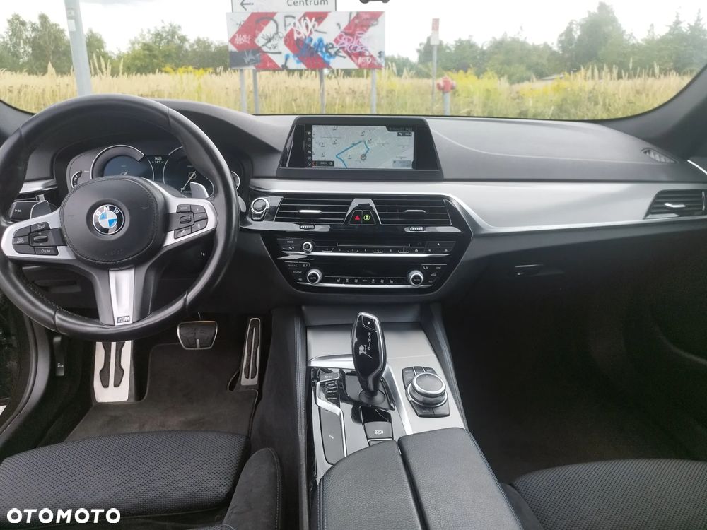 BMW Seria 5 520d M Sport sport - 13