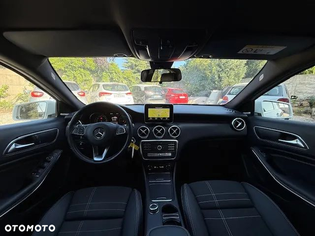 Mercedes-Benz Klasa A 220 d 4Matic 7G-DCT AMG Line - 22
