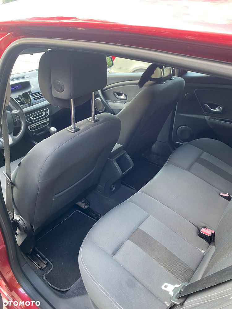 Renault Megane 1.5 dCi Dynamique - 5
