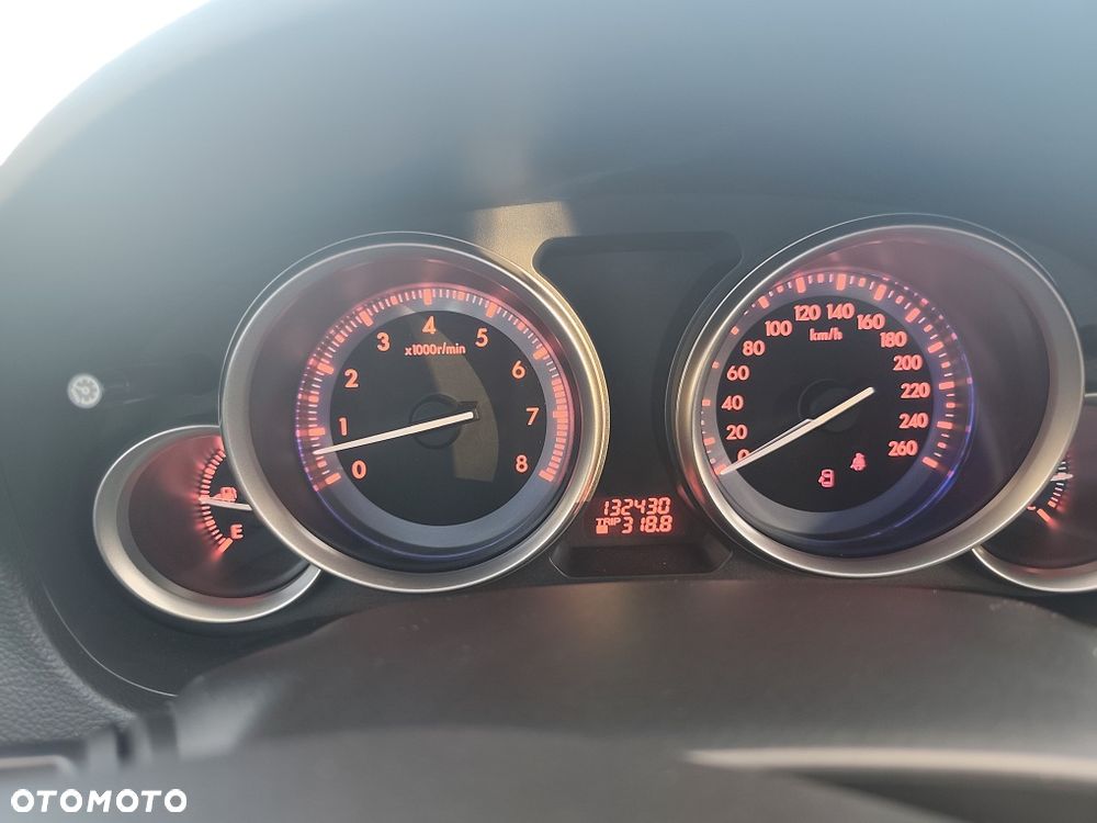 Mazda 6 - 8