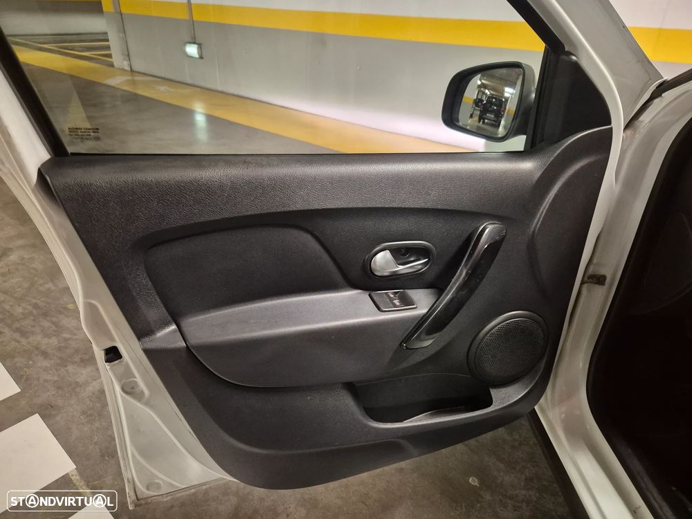 Dacia Sandero 1.0 ECO-G Stepway Bi-Fuel — fotografia 30