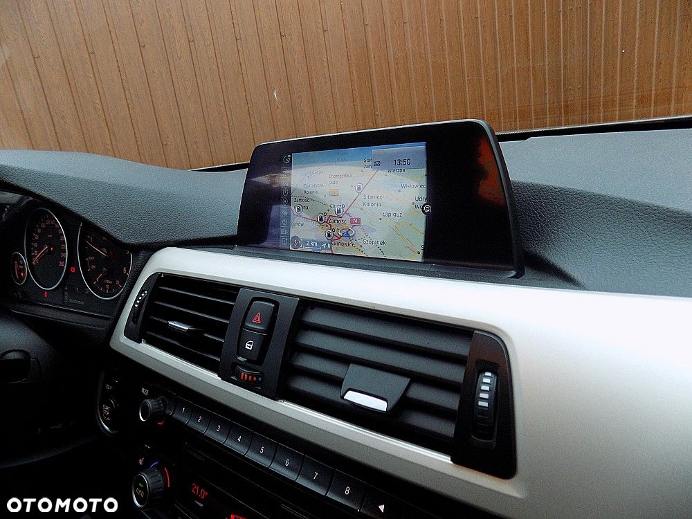 BMW Seria 3 316d Sport Line - 18