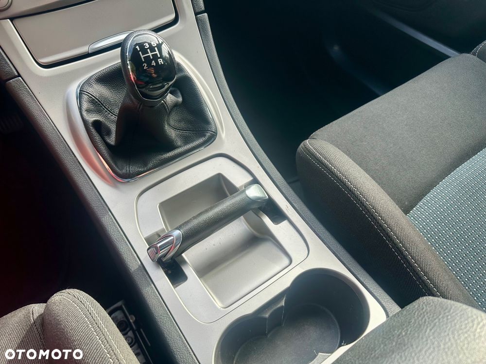 Ford S-Max 2.0 Ambiente - 27