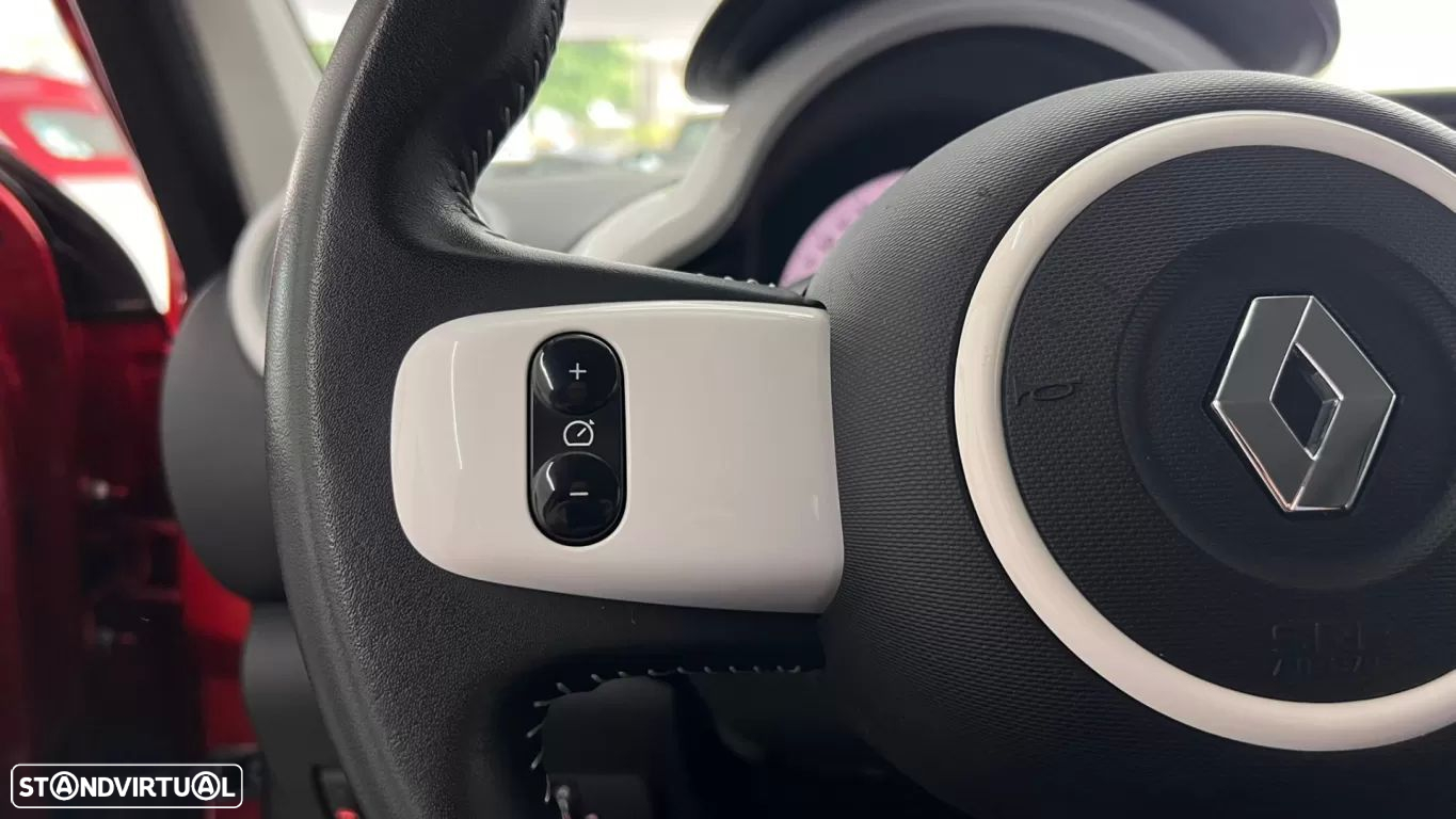 Renault Twingo ENERGY TCe 90 Intens - 16