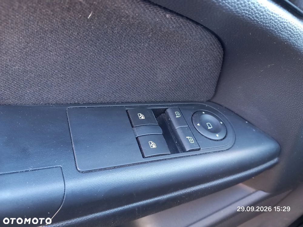 Opel Astra - 12