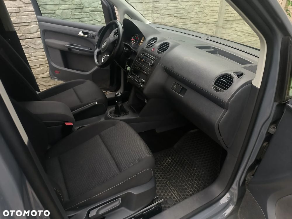 Volkswagen Caddy Maxi Comfortline 4Motion - 2