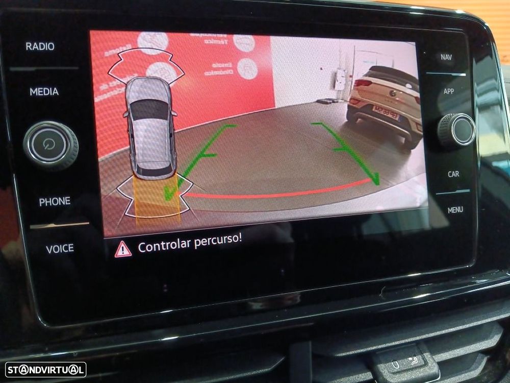 VW T-Roc 1.5 TSI R-Line DSG - 21