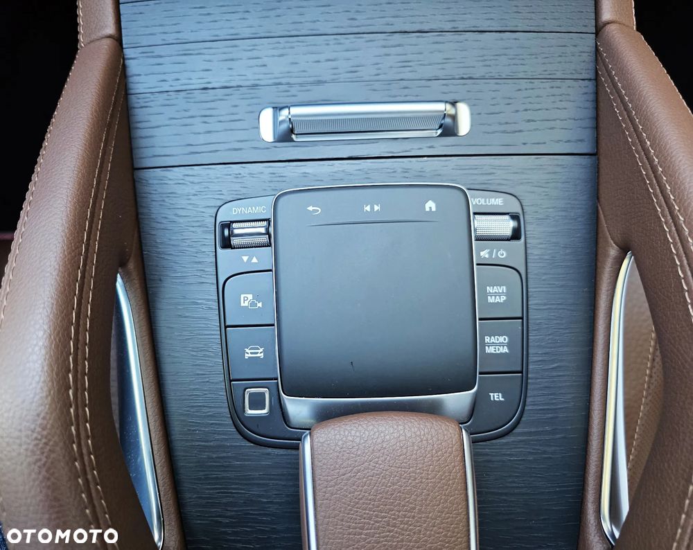 Mercedes-Benz GLE 300 d mHEV 4-Matic AMG Line - 29
