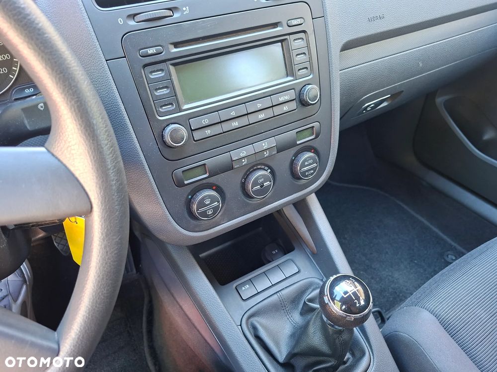 Volkswagen Golf - 13