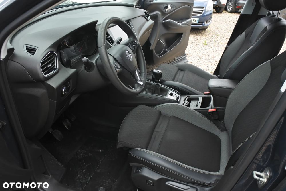 Opel Grandland X 1.2 Start/Stop Business INNOVATION - 11