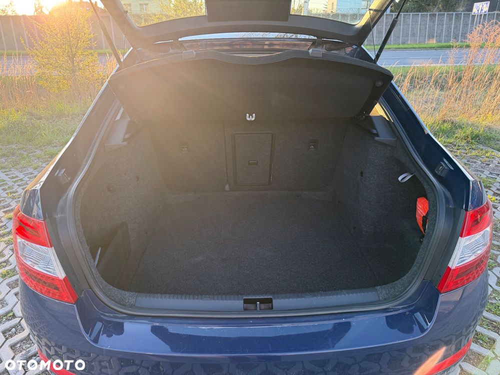 Skoda Octavia 2.0 TDI Edition - 7