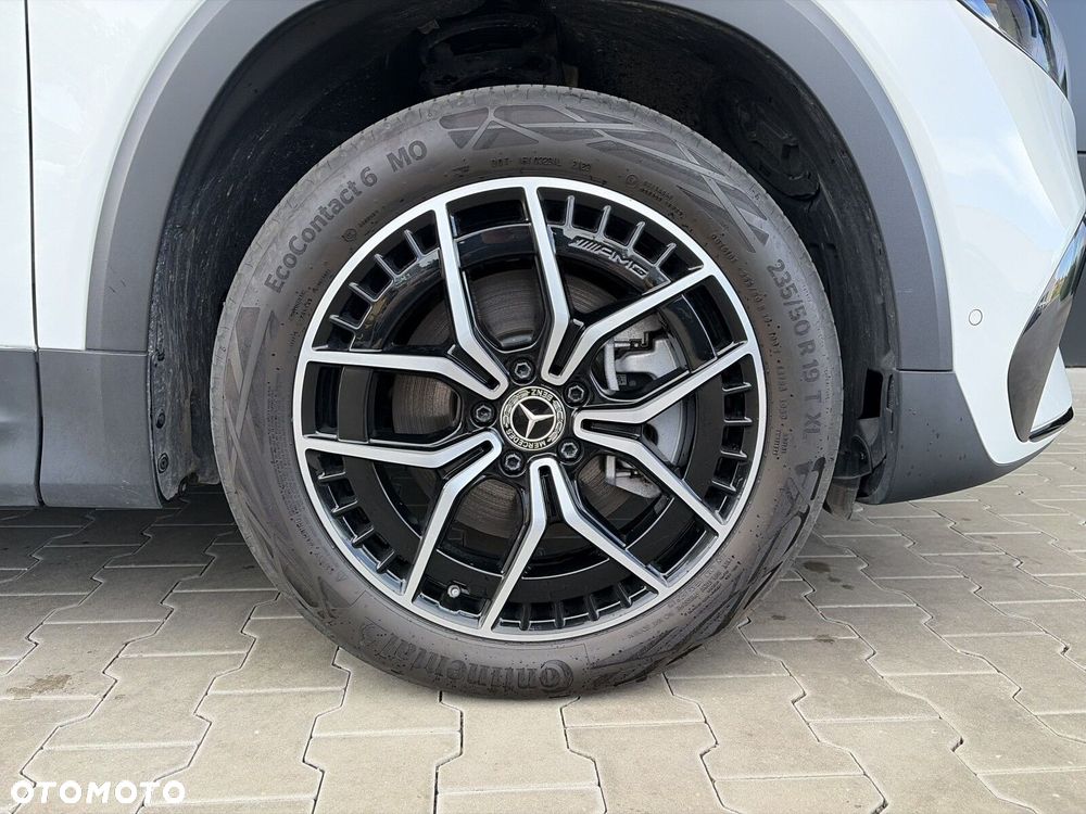 Mercedes-Benz EQB - 15