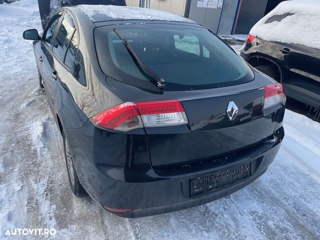 Dezmembrez Renault Laguna 3 2008 1.5 dci euro 4 - 8