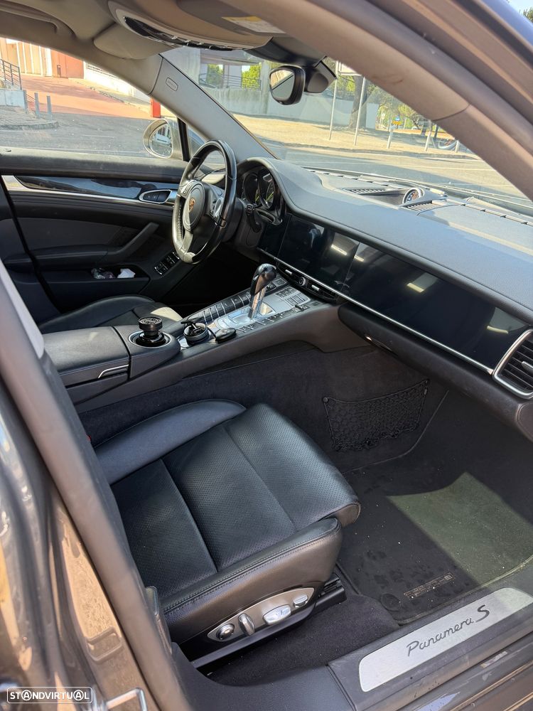 Porsche Panamera — fotografia 9