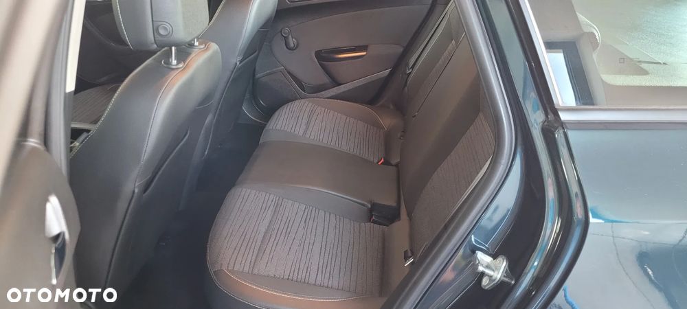 Opel Astra - 19