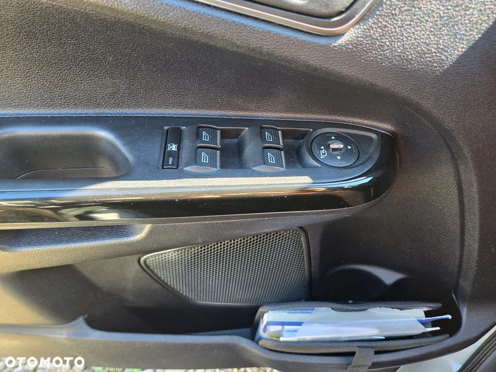 Ford B-MAX 1.6 Titanium - 20