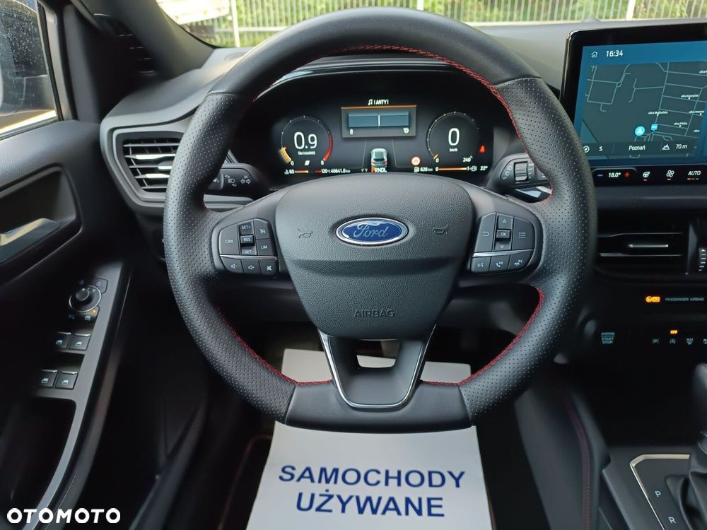 Ford Focus 1.0 EcoBoost mHEV ST-Line X - 14