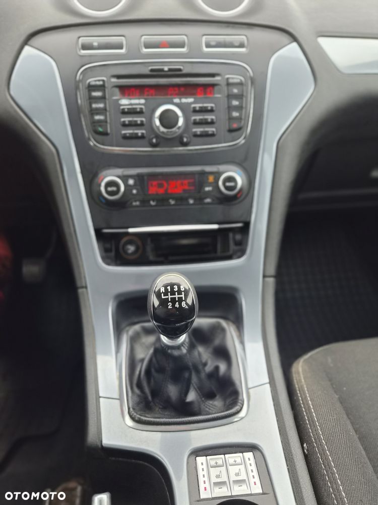 Ford Mondeo - 7