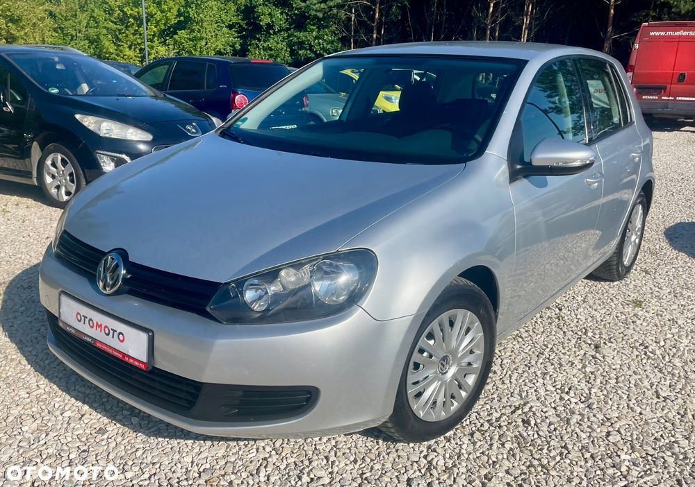 Volkswagen Golf - 10