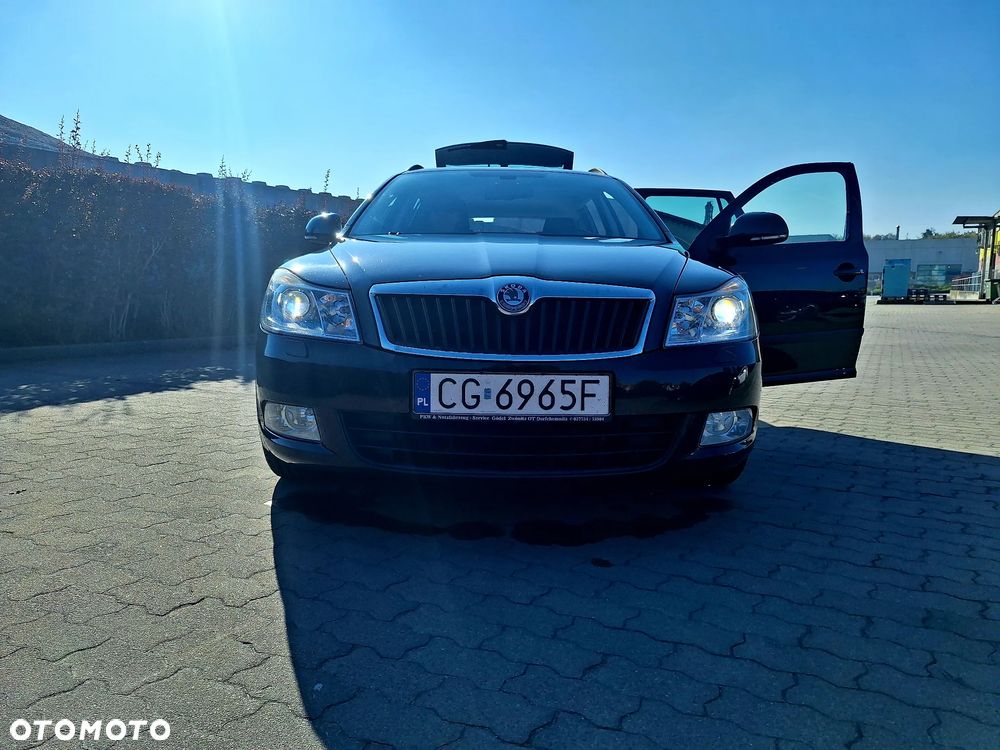 Skoda Octavia 1.8 TSI Family Plus - 21