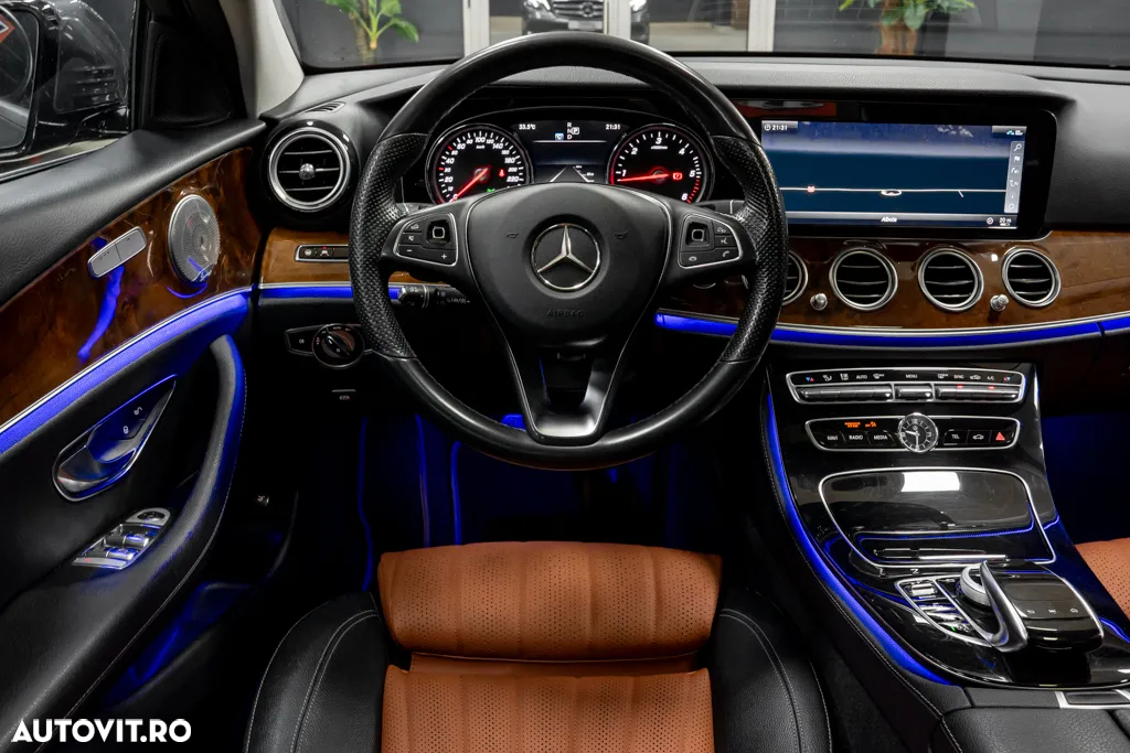 Mercedes-Benz E 220 d 9G-TRONIC AMG Line - 34