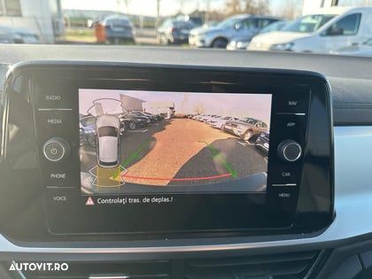 Volkswagen T-Roc - 23