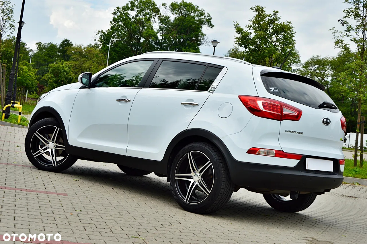 Kia Sportage 1.7 CRDI 2WD Spirit - 11