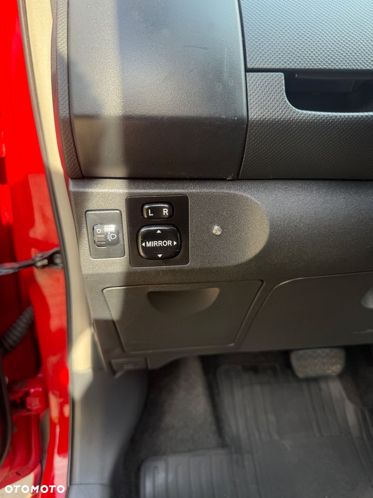 Toyota Yaris 1.3 Sol Premium MM - 12