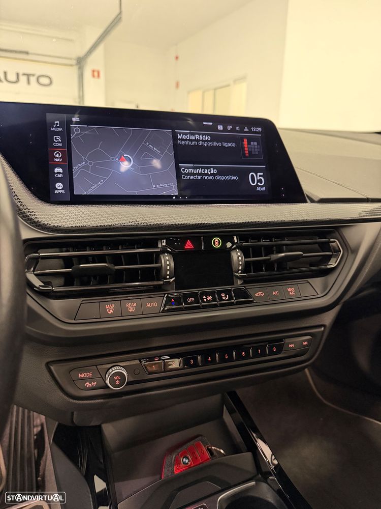 BMW 116 d Line Luxury Auto - 26