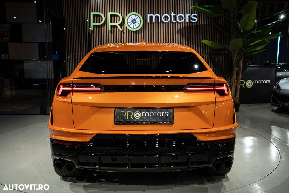 Lamborghini URUS - 19