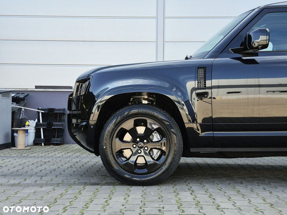 Land Rover Defender 110 D350 X-Dynamic HSE - 8