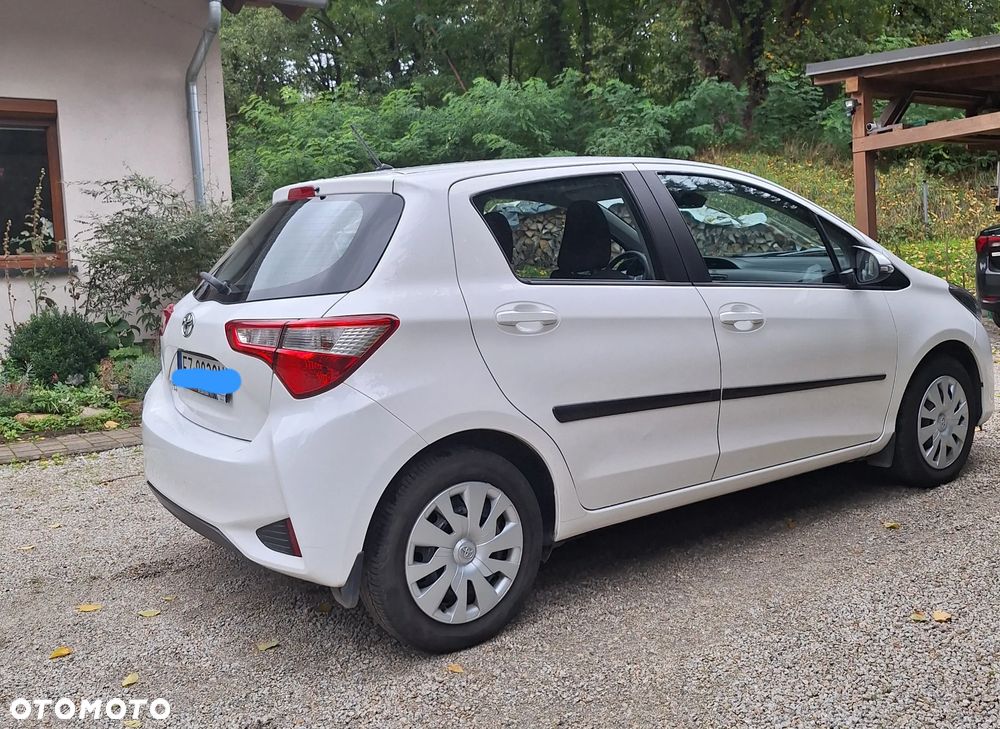 Toyota Yaris 1.5 Active - 13