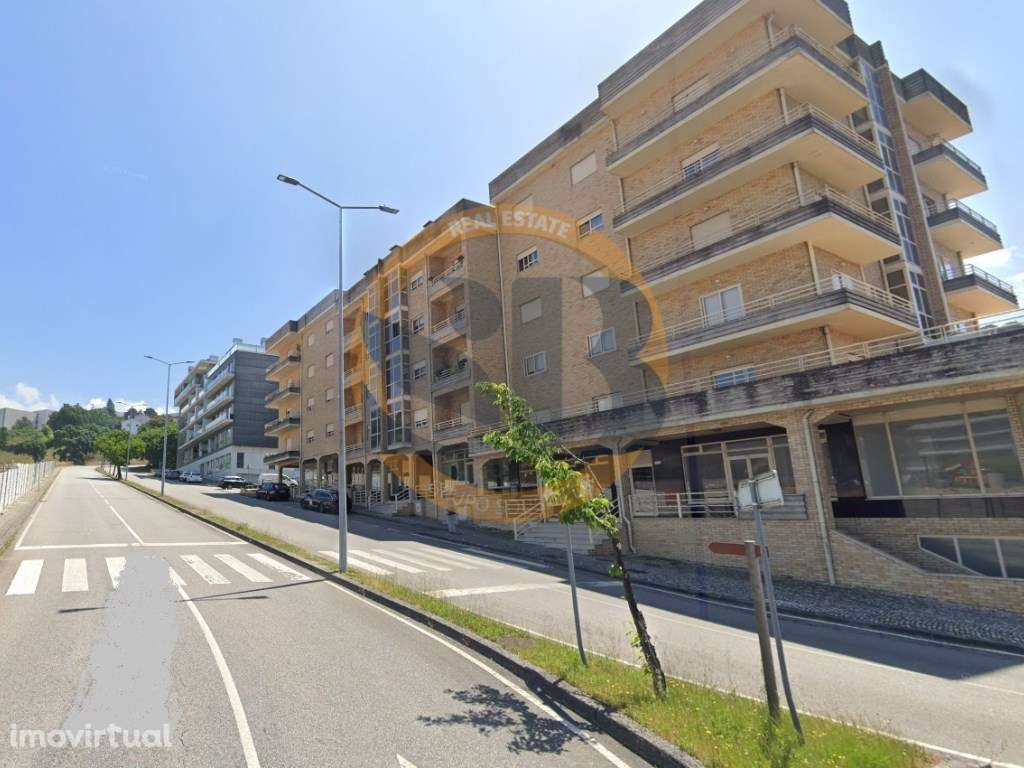 Edifício Comercial Vale de Cambra - Grande imagem: 2/4