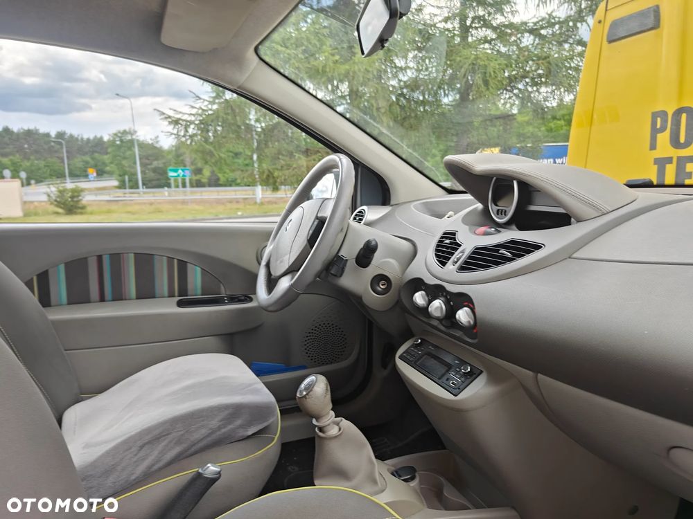 Renault Twingo 1.2 LEV 16V 75 Night & Day - 9